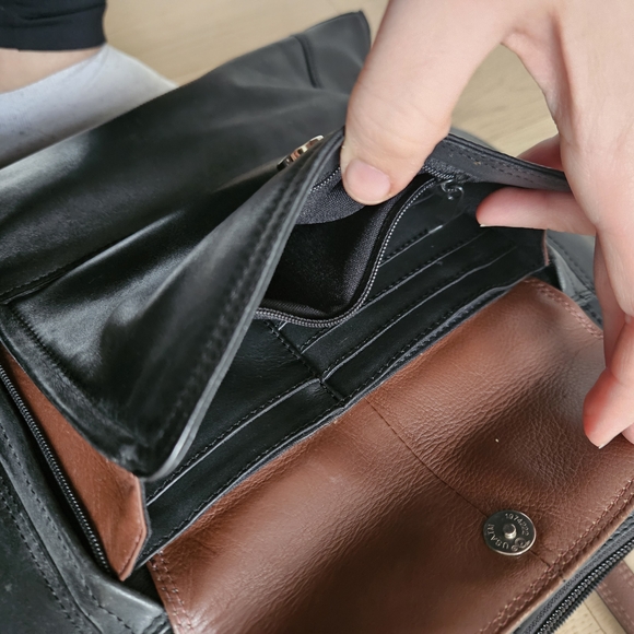 Derek Alexander Two Tone Leather Bag 2 Zip Up Compartments Built In Wallet - Picture 7 of 12